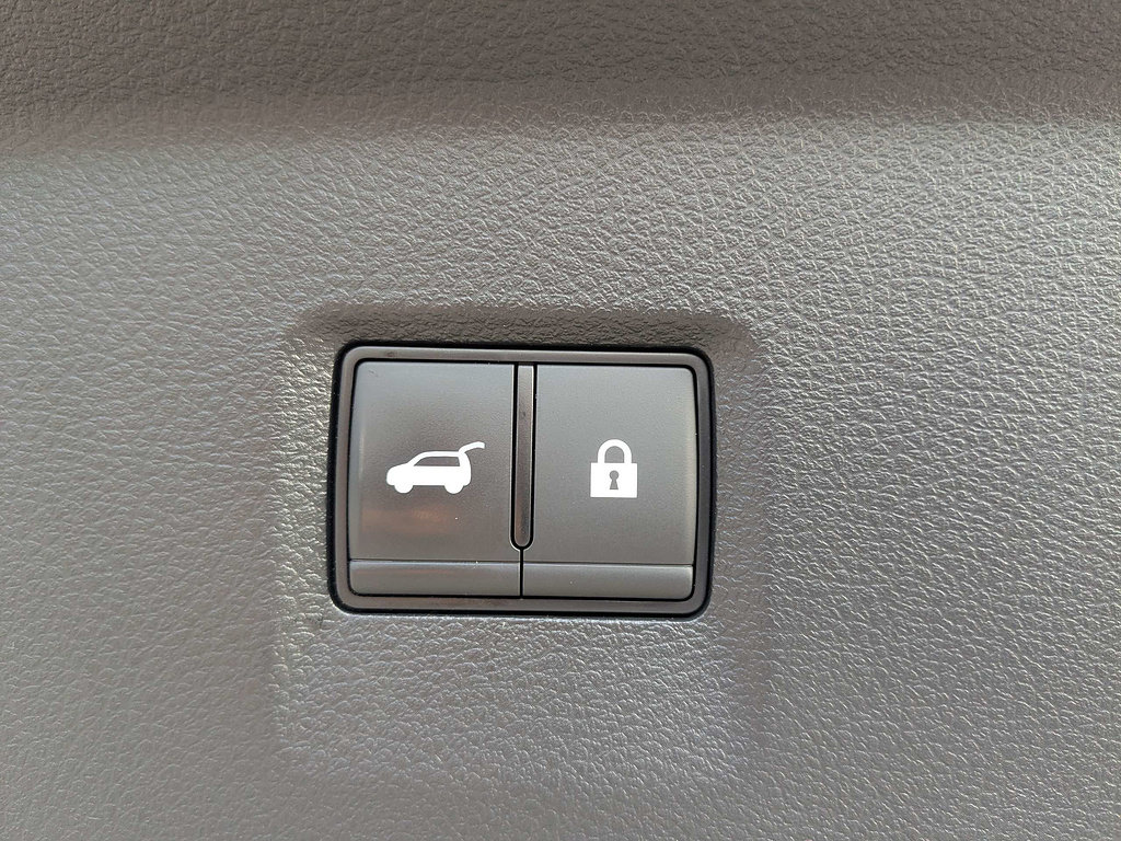 Used 2025 INFINITI QX60 Luxe FWD image 14