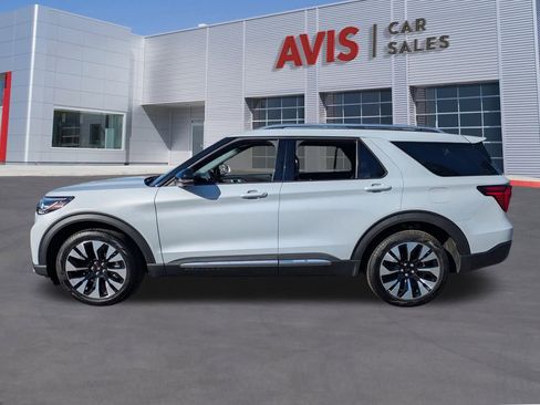 Used 2025 Ford Explorer Platinum w/ LUX Leather Package image 10