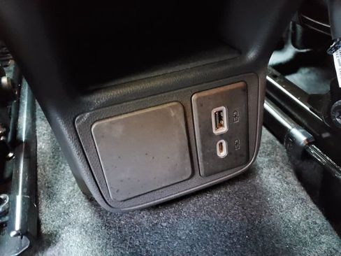 Certified 2024 Buick Encore GX Preferred w/ Comfort Package AWD/4WD image 14