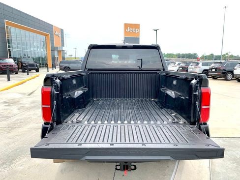 Used 2024 Toyota Tacoma TRD Off-Road AWD/4WD image 18