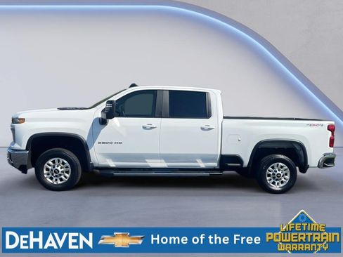 Used 2026 Chevrolet Silverado 2500 LT AWD/4WD image 3