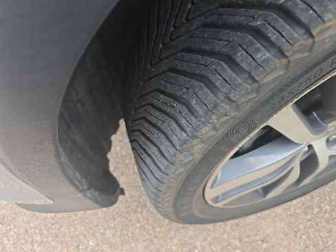 Used 2018 Honda Pilot Touring image 3