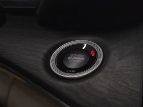 New 2025 Jeep Grand Cherokee L Limited w/ Luxury Tech Group II image 40