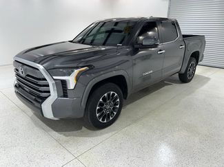 Used 2025 Toyota Tundra Limited AWD/4WD video 1