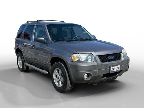 Used 2007 Ford Escape XLT FWD image 7