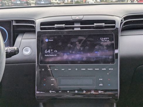 Used 2022 Hyundai Tucson Limited image 19