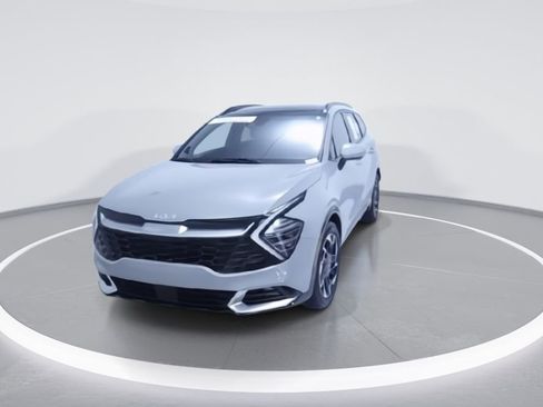 Used 2024 Kia Sportage SX image 4