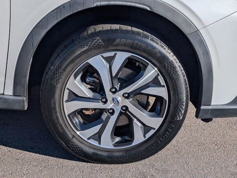 Used 2020 Subaru Outback Touring image 9