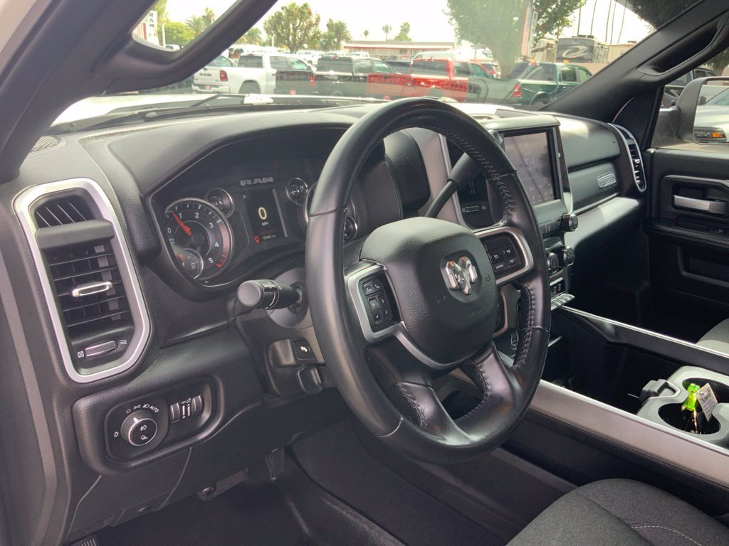 Certified 2020 RAM 2500 Big Horn w/ Night Edition AWD/4WD image 16