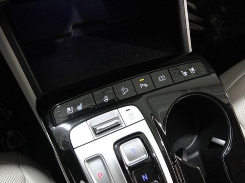 Certified 2024 Hyundai Tucson Limited image 16