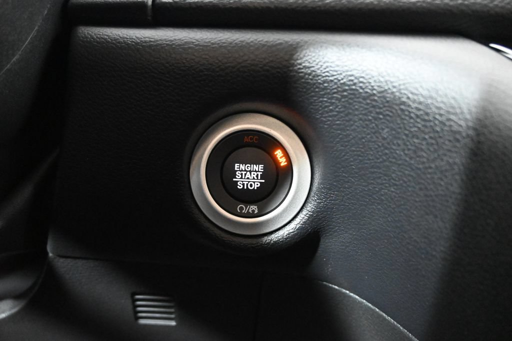 New 2027 Chrysler Pacifica Select AWD/4WD image 32