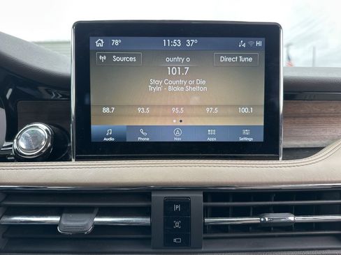 Used 2021 Lincoln Corsair Reserve image 26