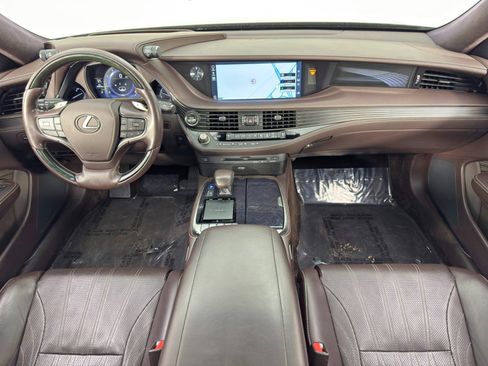 Used 2018 Lexus LS 500 AWD w/ Luxury Package image 13