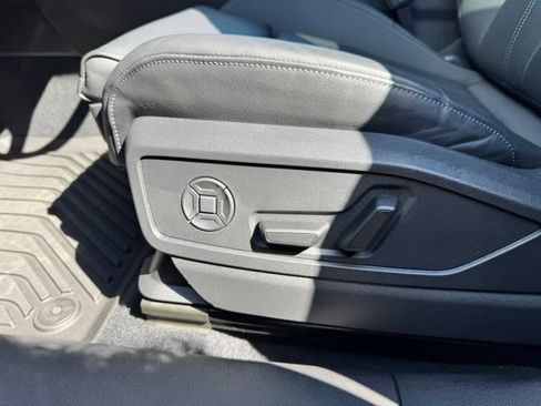 Certified 2025 Audi Q5 Premium Plus w/ Premium Plus AWD/4WD image 26