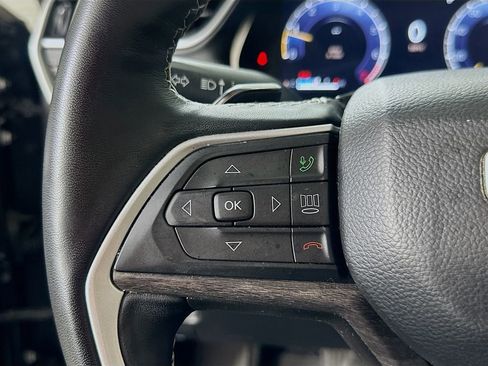 Used 2022 Jeep Grand Cherokee L Limited image 24