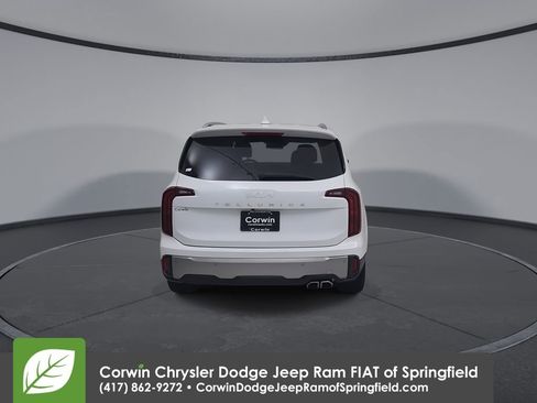 Used 2025 Kia Telluride S FWD image 13