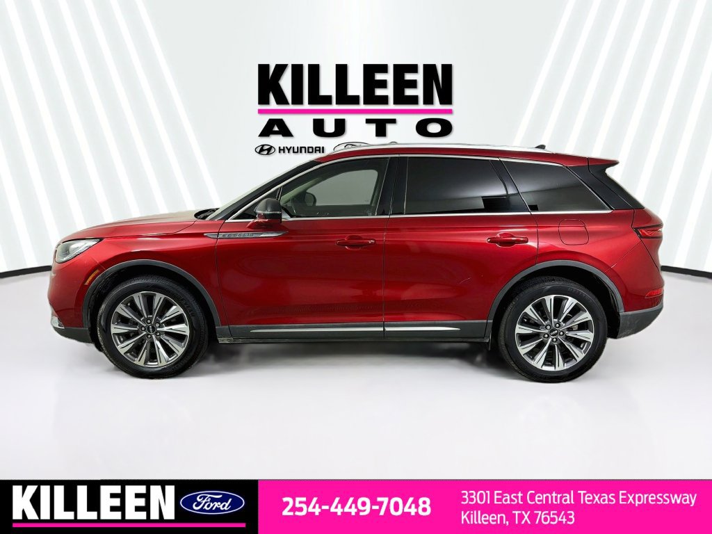 Used 2022 Lincoln Corsair Reserve w/ Elements Package FWD image 4
