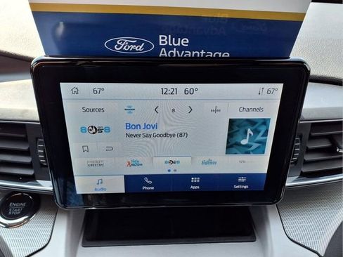 Used 2024 Ford Explorer XLT w/ Equipment Group 202A AWD/4WD image 22