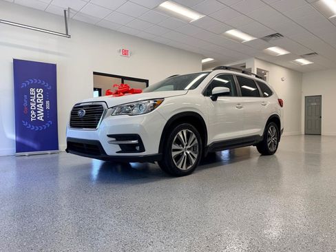 Used 2019 Subaru Ascent Premium AWD/4WD image 14