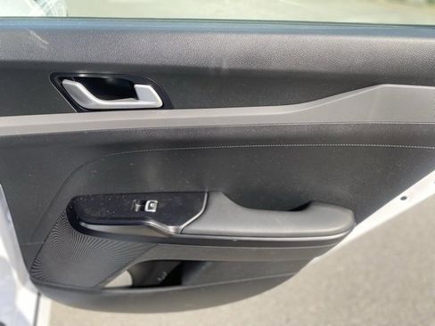 Used 2022 Kia K5 GT-Line image 28