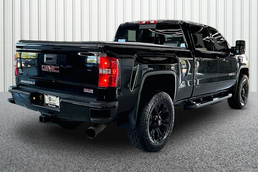 Used 2018 GMC Sierra 2500 SLT w/ All Terrain HD Package AWD/4WD image 6