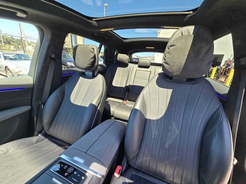 Used 2023 Mercedes-Benz EQS 580 4MATIC SUV image 22