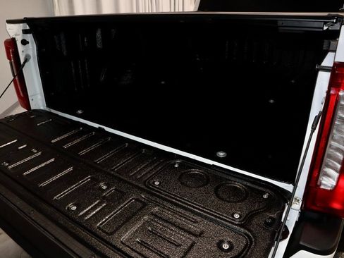 Used 2024 Ford F250 Lariat w/ Lariat Ultimate Package image 18