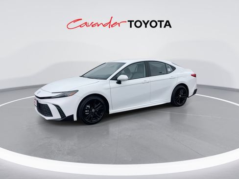 Certified 2026 Toyota Camry SE image 4