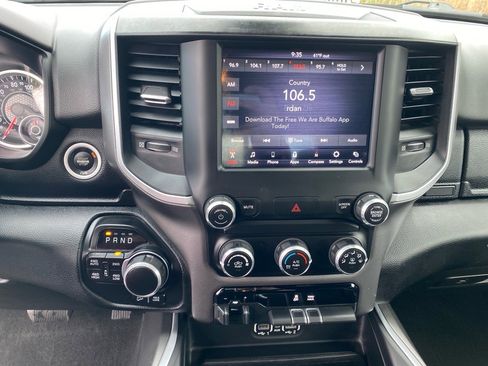 Used 2020 RAM 1500 Big Horn image 11