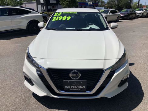 Used 2022 Nissan Altima 2.5 S FWD image 12