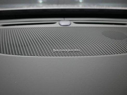 New 2026 Volvo XC90 B6 Plus w/ Protection Package Premier image 31