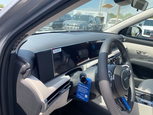 New 2026 Hyundai Tucson SEL FWD image 13