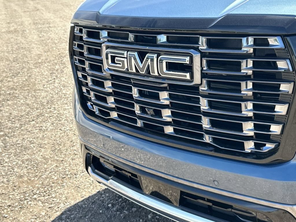 New 2026 GMC Yukon XL Denali Ultimate AWD/4WD image 32