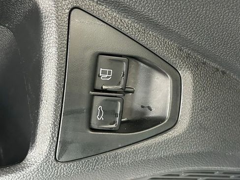 Used 2022 Volkswagen Jetta S image 19