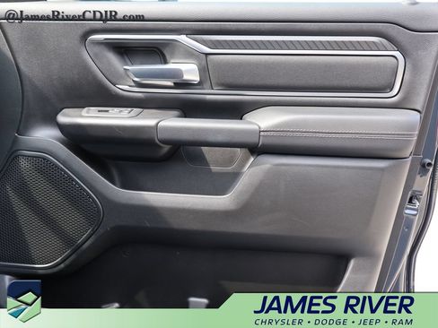Used 2025 RAM 1500 Big Horn AWD/4WD image 8