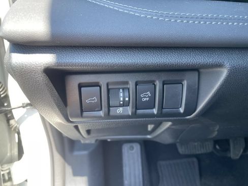 Certified 2024 Subaru Outback Touring XT AWD/4WD image 20