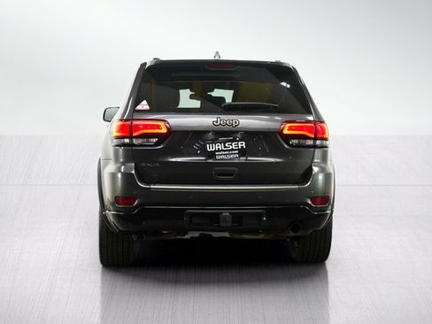 Used 2016 Jeep Grand Cherokee Limited 75th Anniversary AWD/4WD image 4