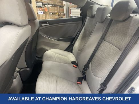 Used 2016 Hyundai Accent SE FWD image 33