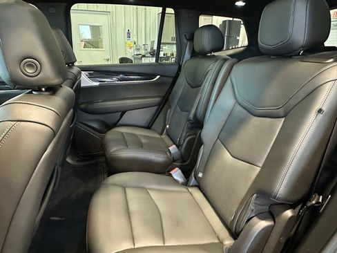 Used 2023 Cadillac XT6 Premium Luxury image 26