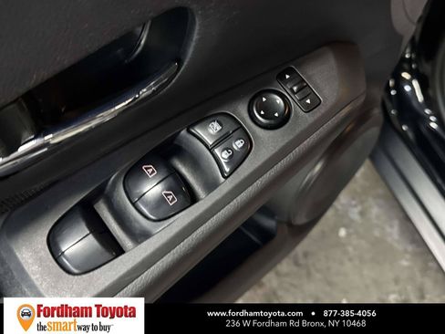 Used 2023 Nissan Kicks SV FWD image 17