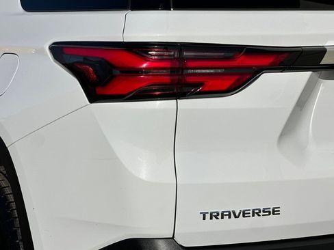 Certified 2023 Chevrolet Traverse LS w/ LPO, Cargo Package image 38