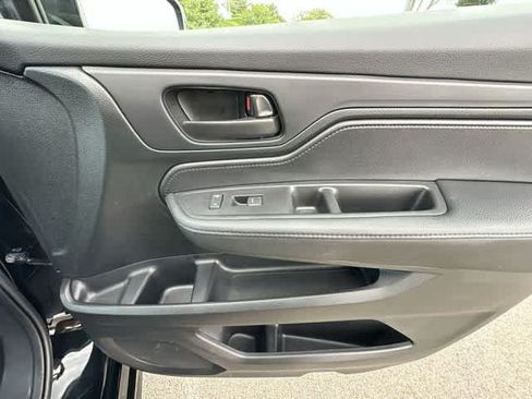 Used 2023 Honda Odyssey Sport image 22