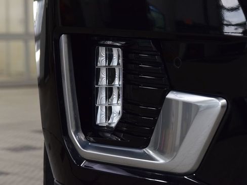Used 2023 GMC Yukon XL Denali w/ LPO, Floor Liner Package AWD/4WD image 14