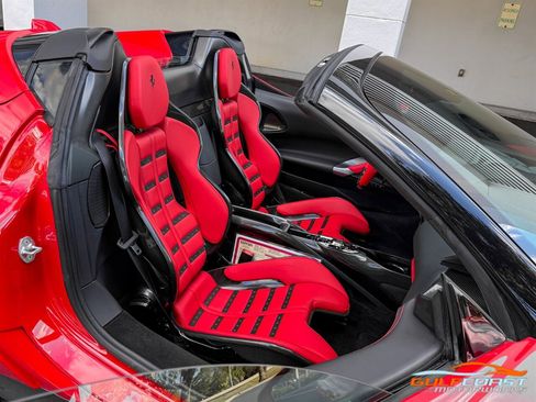 Used 2023 Ferrari SF90 Spider image 26