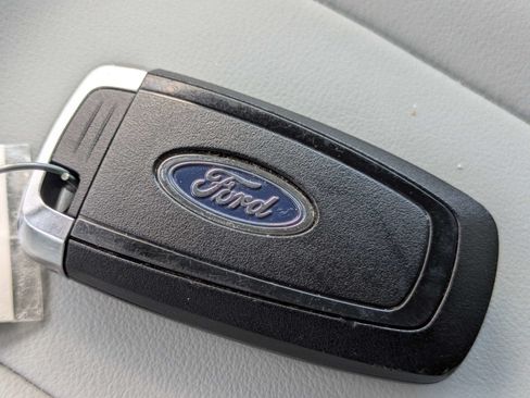 Used 2025 Ford Expedition Platinum AWD/4WD image 38