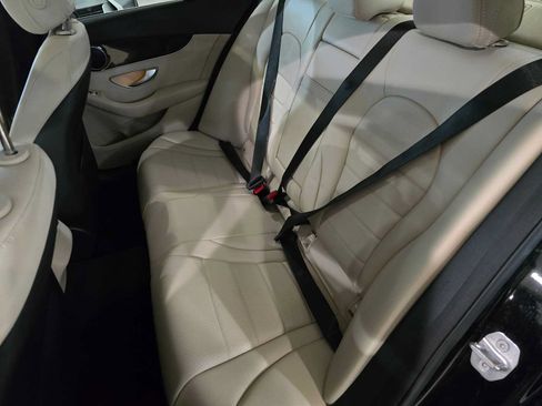 Used 2018 Mercedes-Benz C 300 4MATIC Sedan image 21