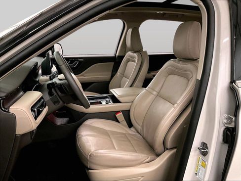 Used 2023 Lincoln Aviator Reserve w/ Elements Package Plus AWD/4WD image 24