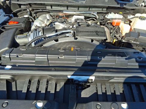 Used 2024 Chevrolet Silverado 2500 Custom w/ Custom Value Package image 25