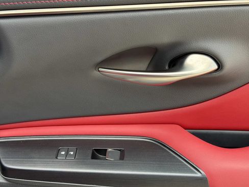 Used 2021 Lexus ES 350 F Sport w/ Accessory Package 2 FWD image 15