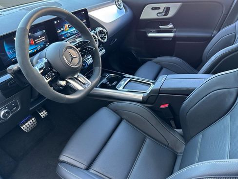 New 2026 Mercedes-Benz GLA 35 AMG 4MATIC image 4